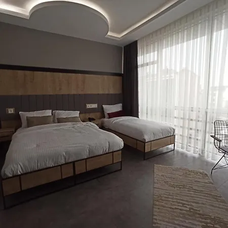 Hotel Skylon Airport