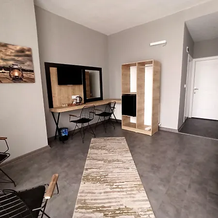 Hotel Skylon Airport