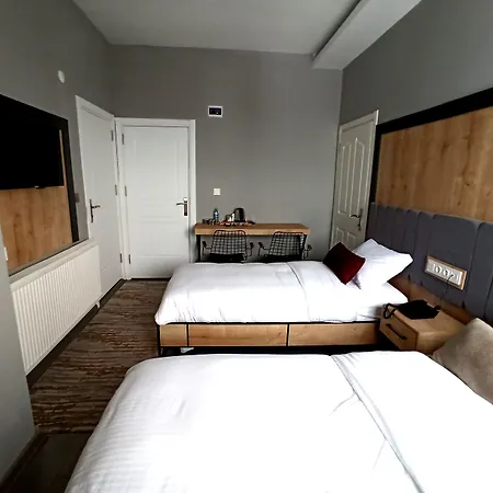 Hotell Skylon Airport 3*
